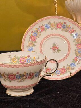 Vintage Shelley Pompadour Pink Floral Teacup Saucer Gold Trim England